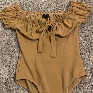 White fox boutique womens camel off the shoulder bodysuit